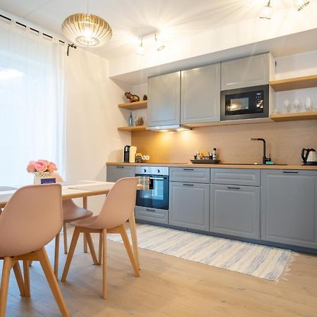 Dream Stay - Brand New Apartment With Balcony & Free Parking Таллин Экстерьер фото